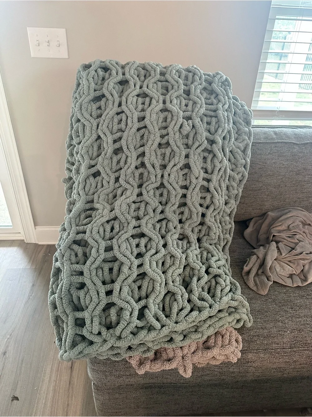 Chunky Knit Throw Blanket - Sage Green